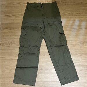 Abercrombie & Fitch Women’s Relaxed Cargo Pants